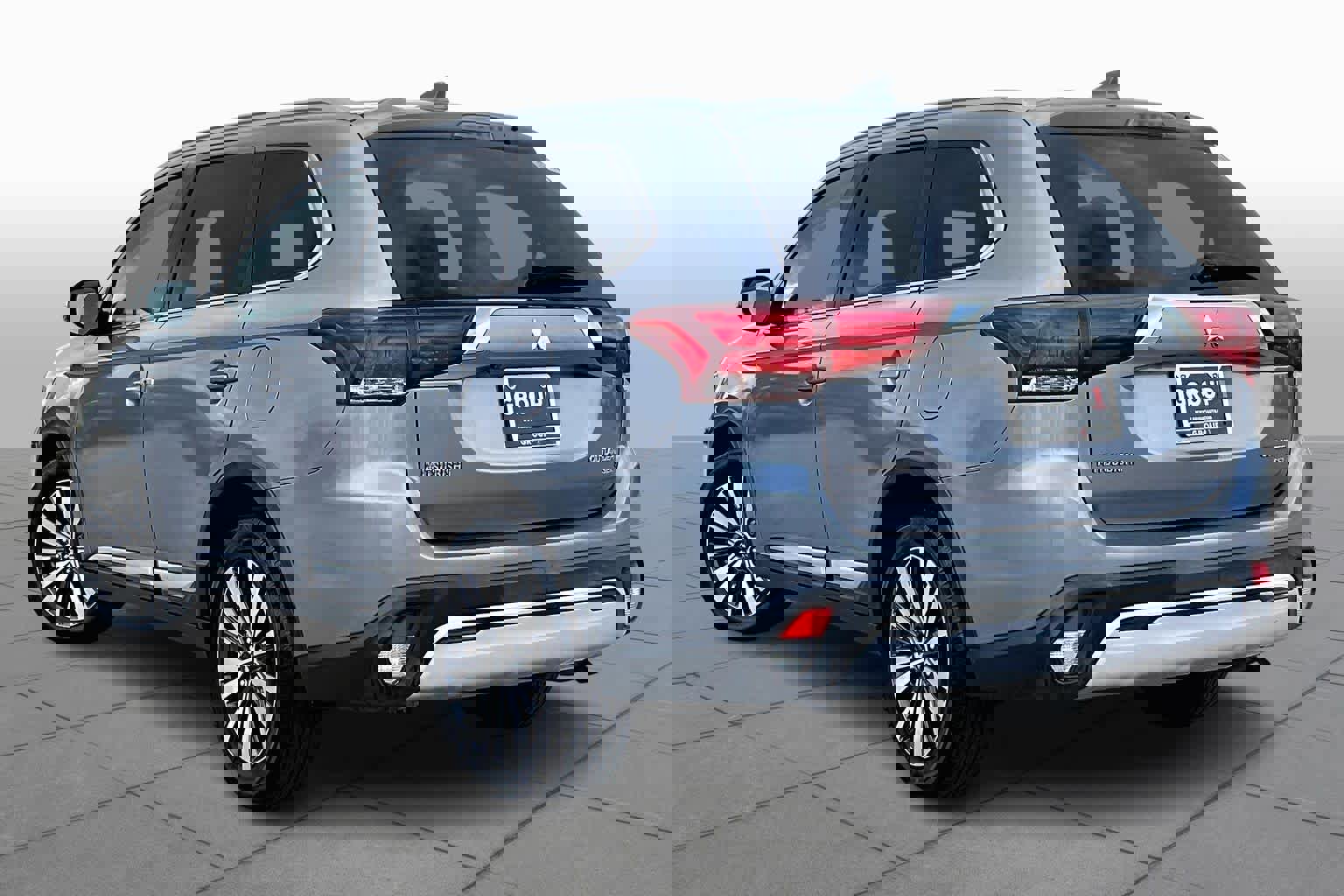 Used 2019 Mitsubishi Outlander SEL image 11