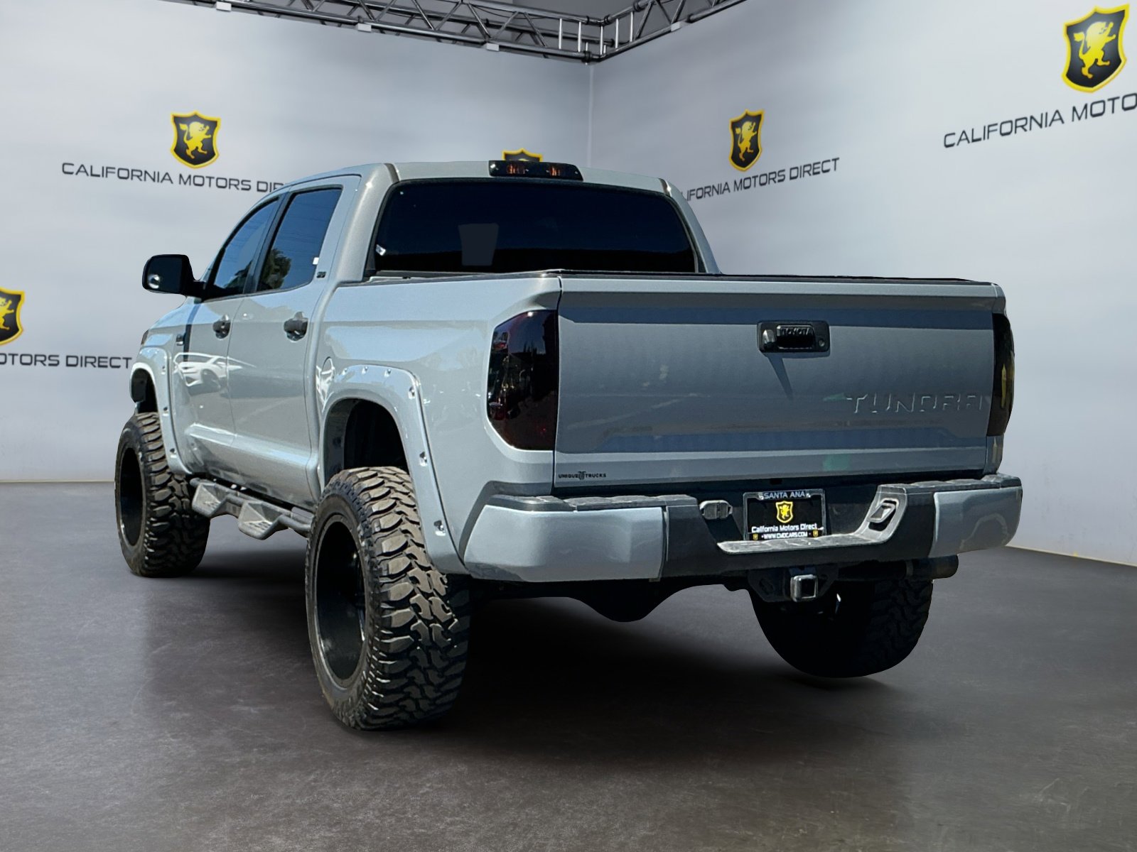 Used 2018 Toyota Tundra SR5 w/ TRD Off Road Package AWD/4WD image 7