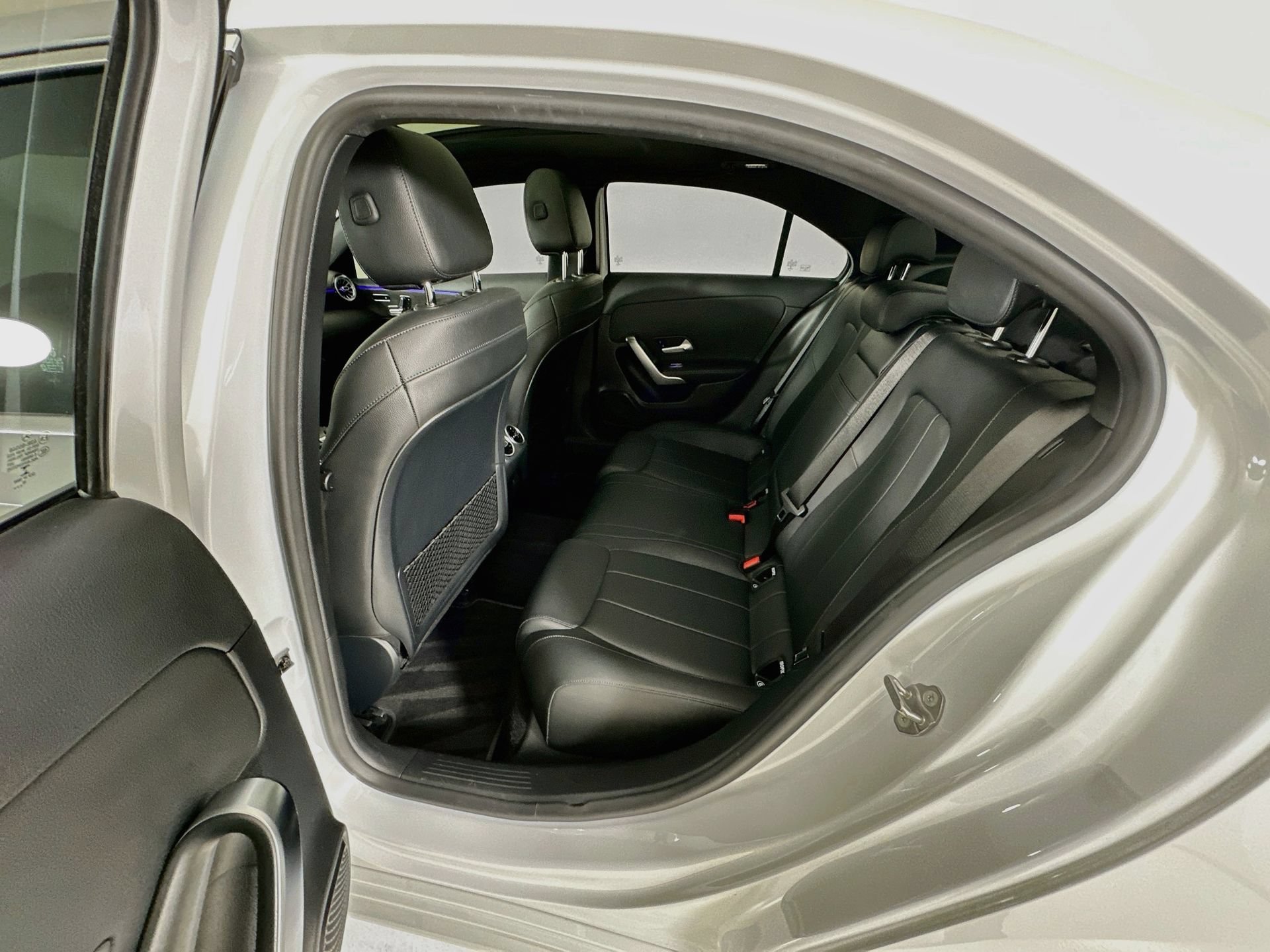 Used 2021 Mercedes-Benz A 220 4MATIC image 27