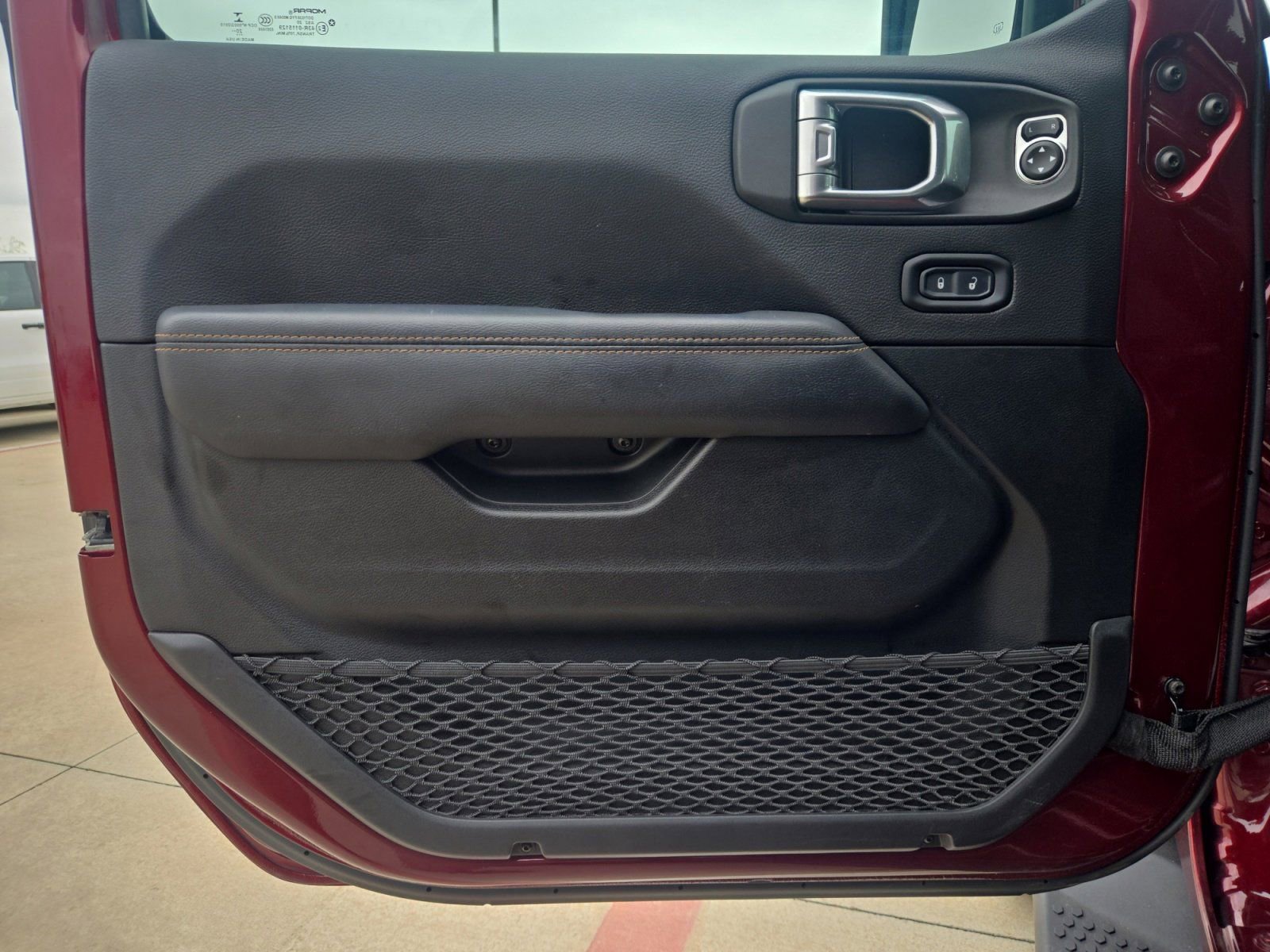 Used 2021 Jeep Wrangler Unlimited Sahara AWD/4WD image 19