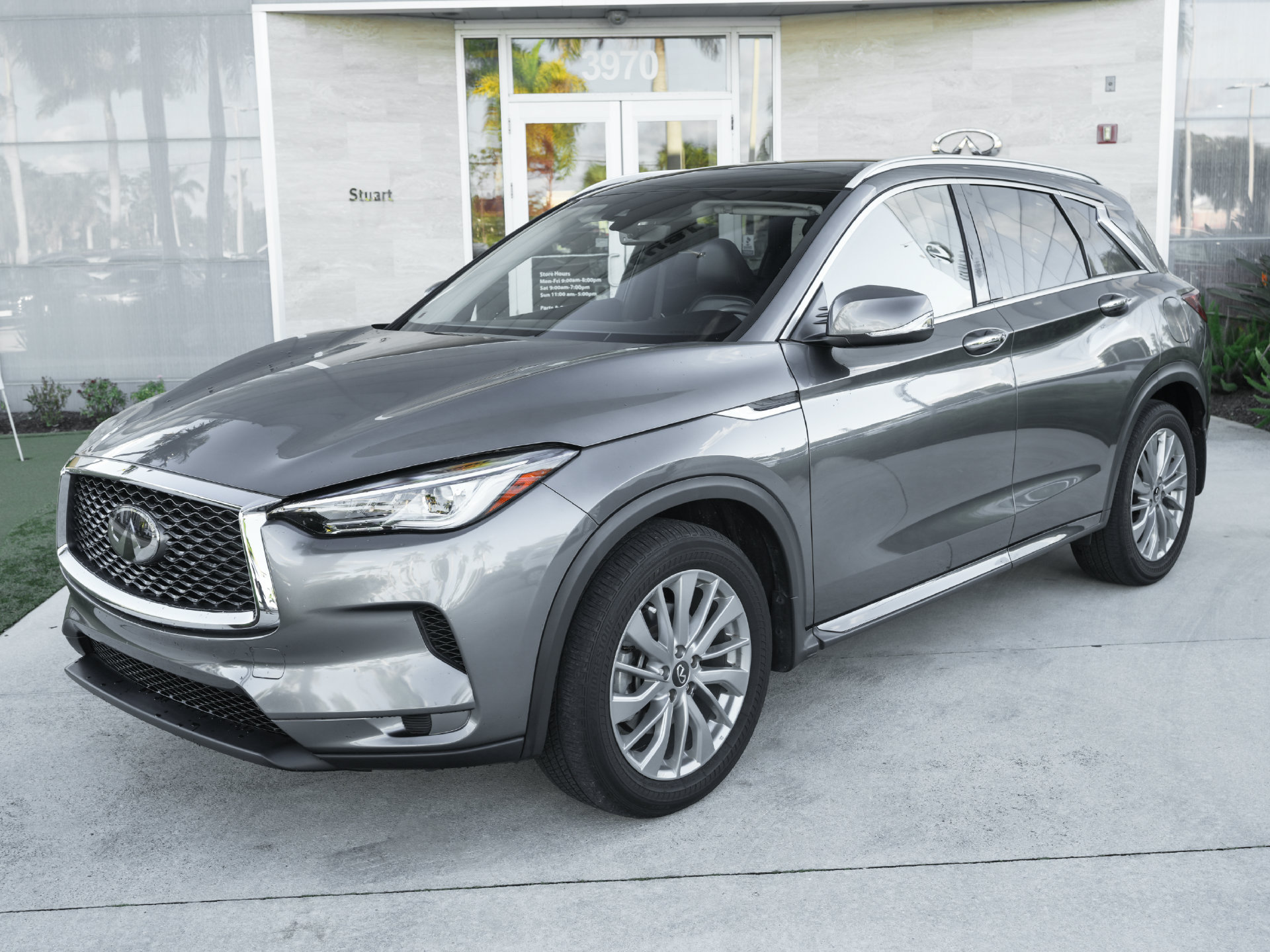 Certified 2023 INFINITI QX50 Luxe FWD image 25