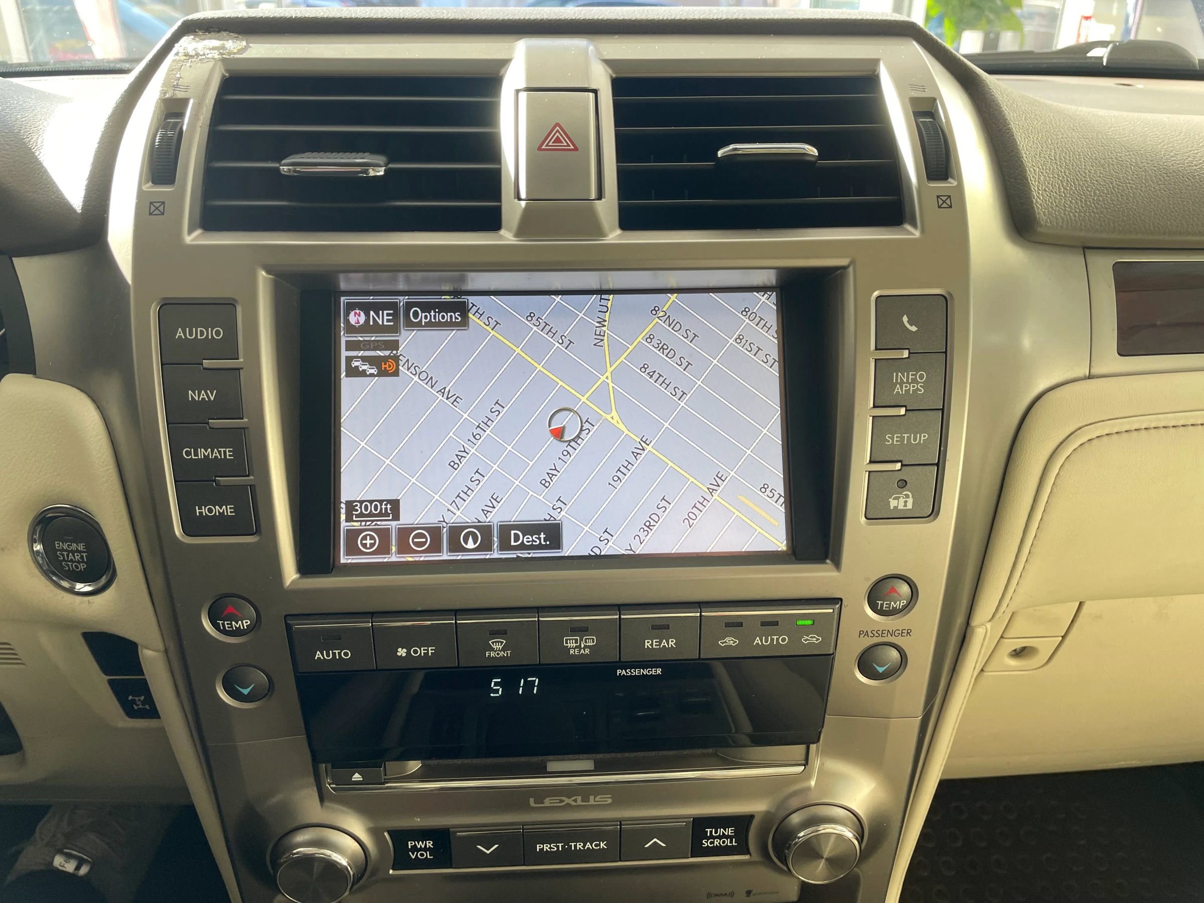Used 2018 Lexus GX 460 Premium image 13
