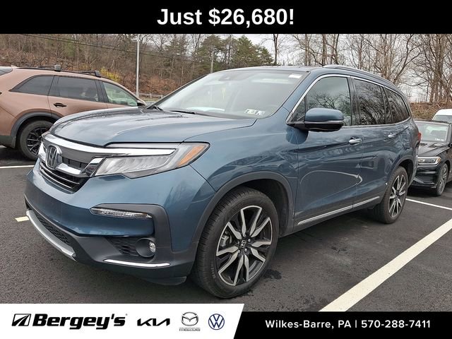 Used 2020 Honda Pilot Touring image 1