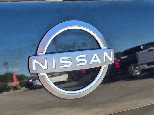 Used 2023 Nissan Versa SV FWD image 17