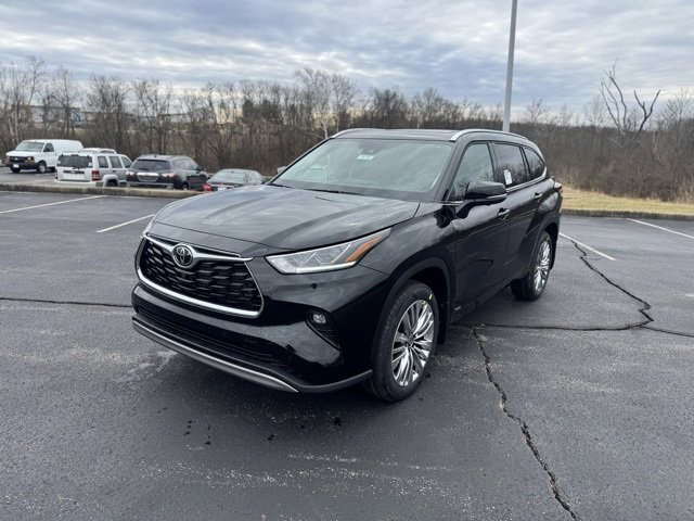 New 2026 Toyota Highlander Platinum image 7