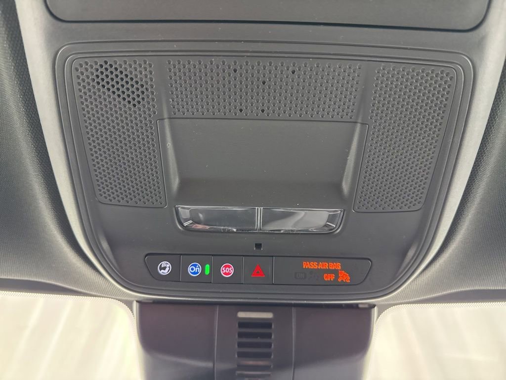 New 2026 Chevrolet Traverse LT w/ Midnight/Sport Edition image 37