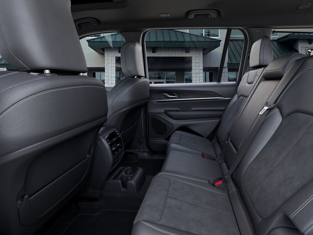 New 2026 Jeep Grand Cherokee L 4WD image 23