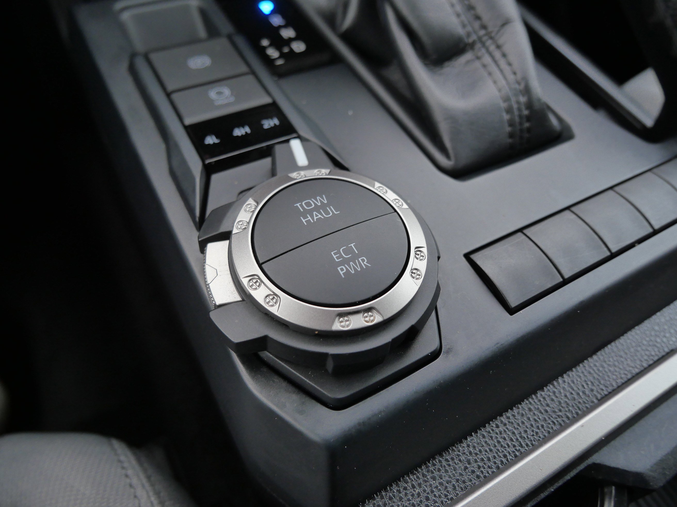 Certified 2024 Toyota Tacoma SR5 image 32