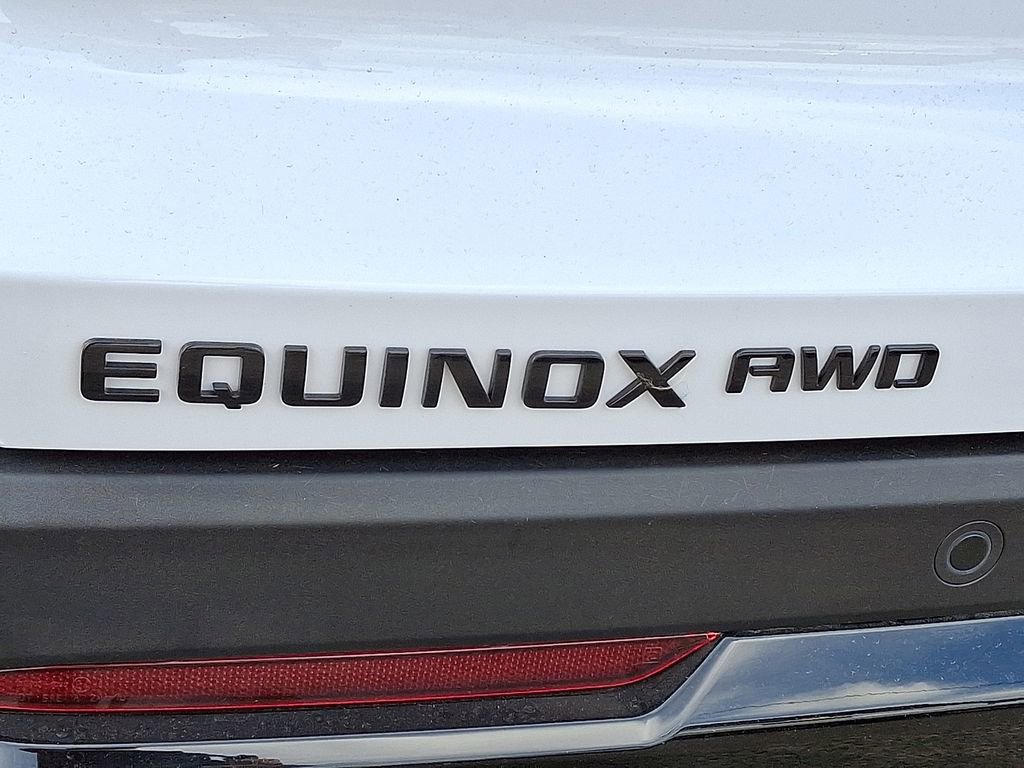 Used 2026 Chevrolet Equinox RS image 30