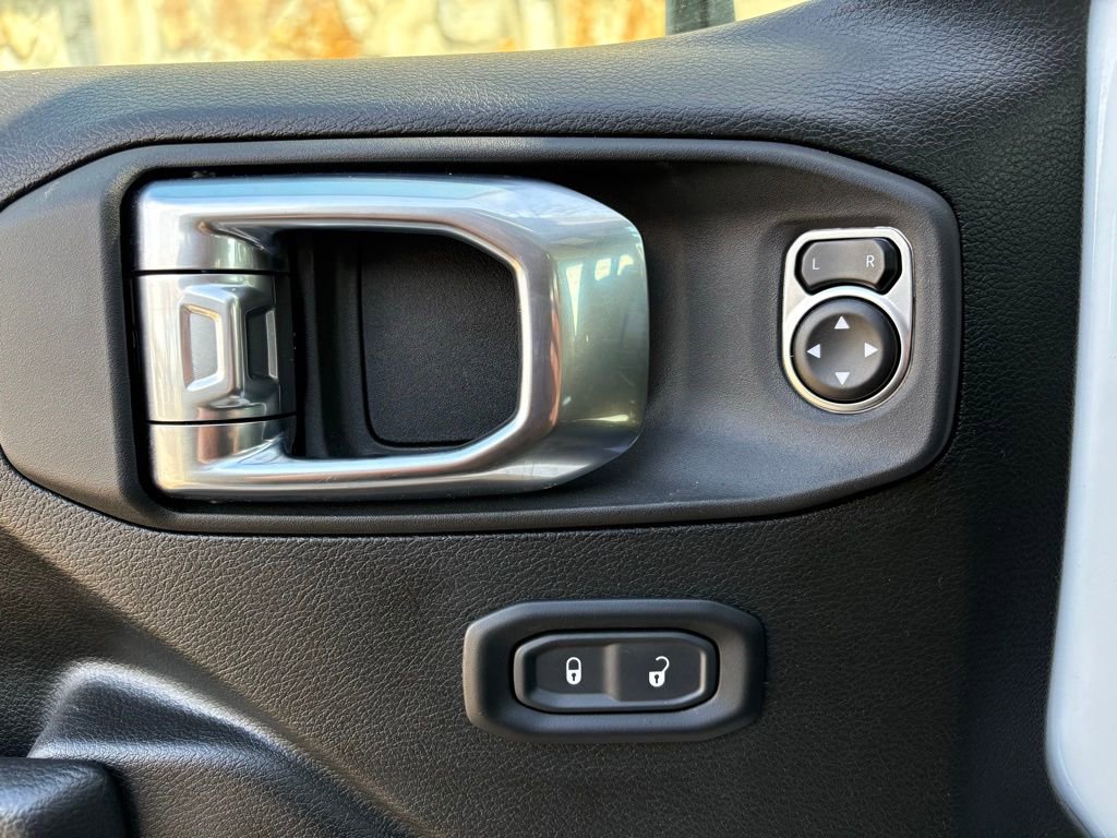 Used 2025 Jeep Wrangler Willys 4xe image 20