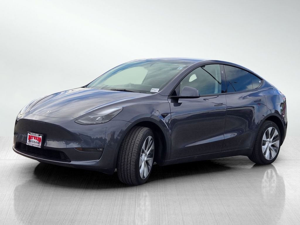 Used 2023 Tesla Model Y Long Range image 8