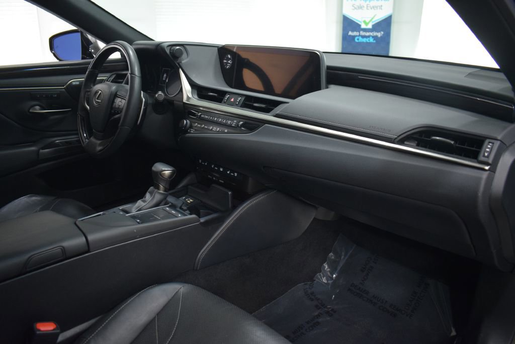 Used 2019 Lexus ES 350 Ultra Luxury image 21