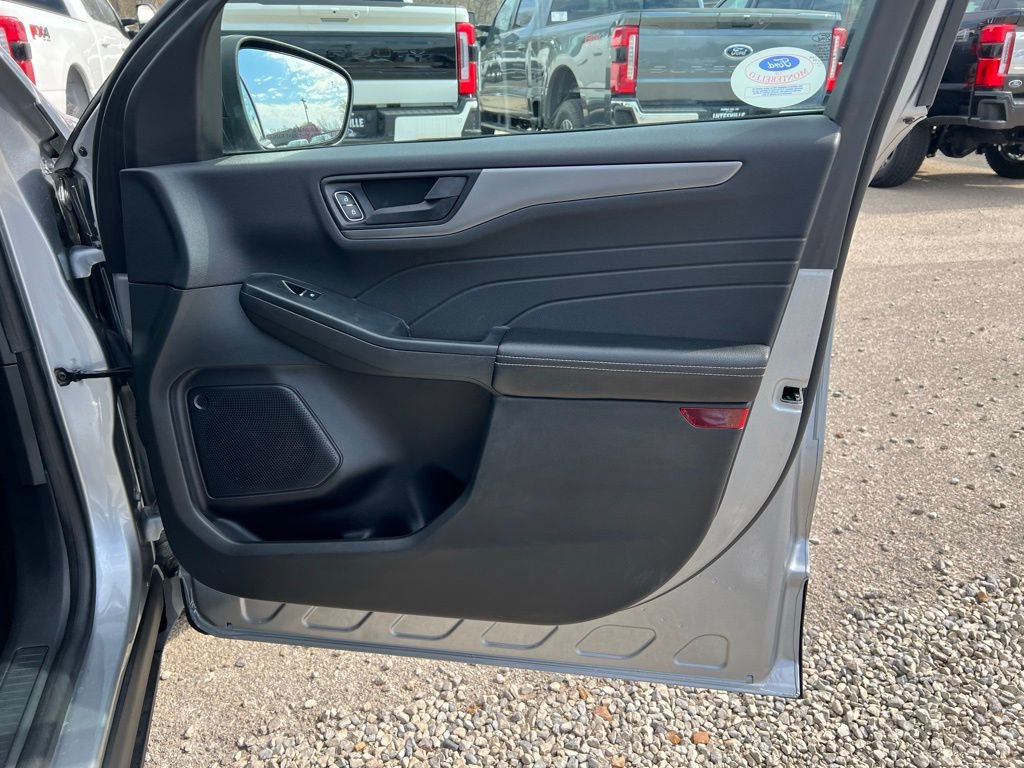 Used 2023 Ford Escape Active image 20