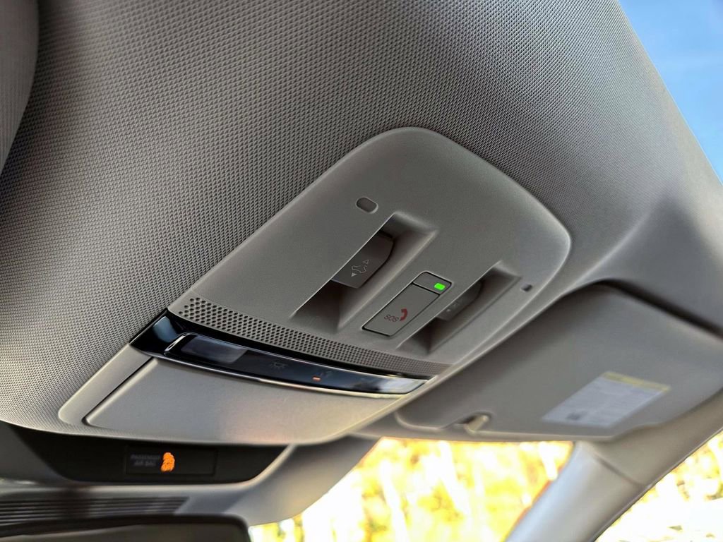 Certified 2025 Nissan Murano SL image 33