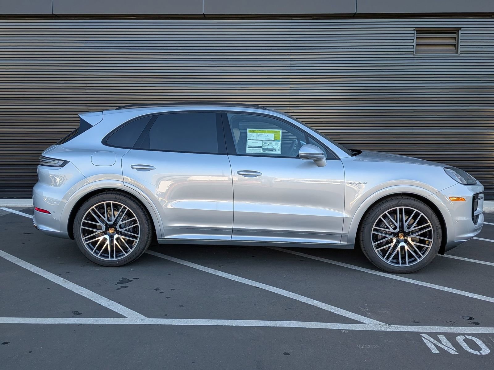 New 2026 Porsche Cayenne E-Hybrid image 8