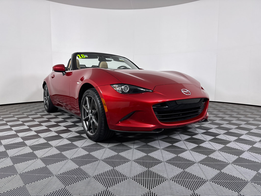 Used 2016 MAZDA MX-5 Miata Grand Touring RWD image 19