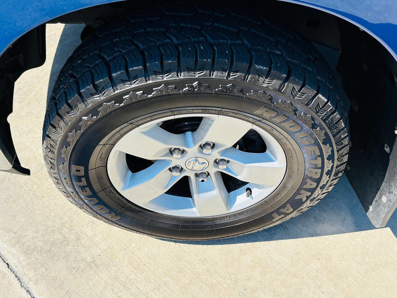 Used 2015 RAM 1500 ST w/ SXT Appearance Group image 21