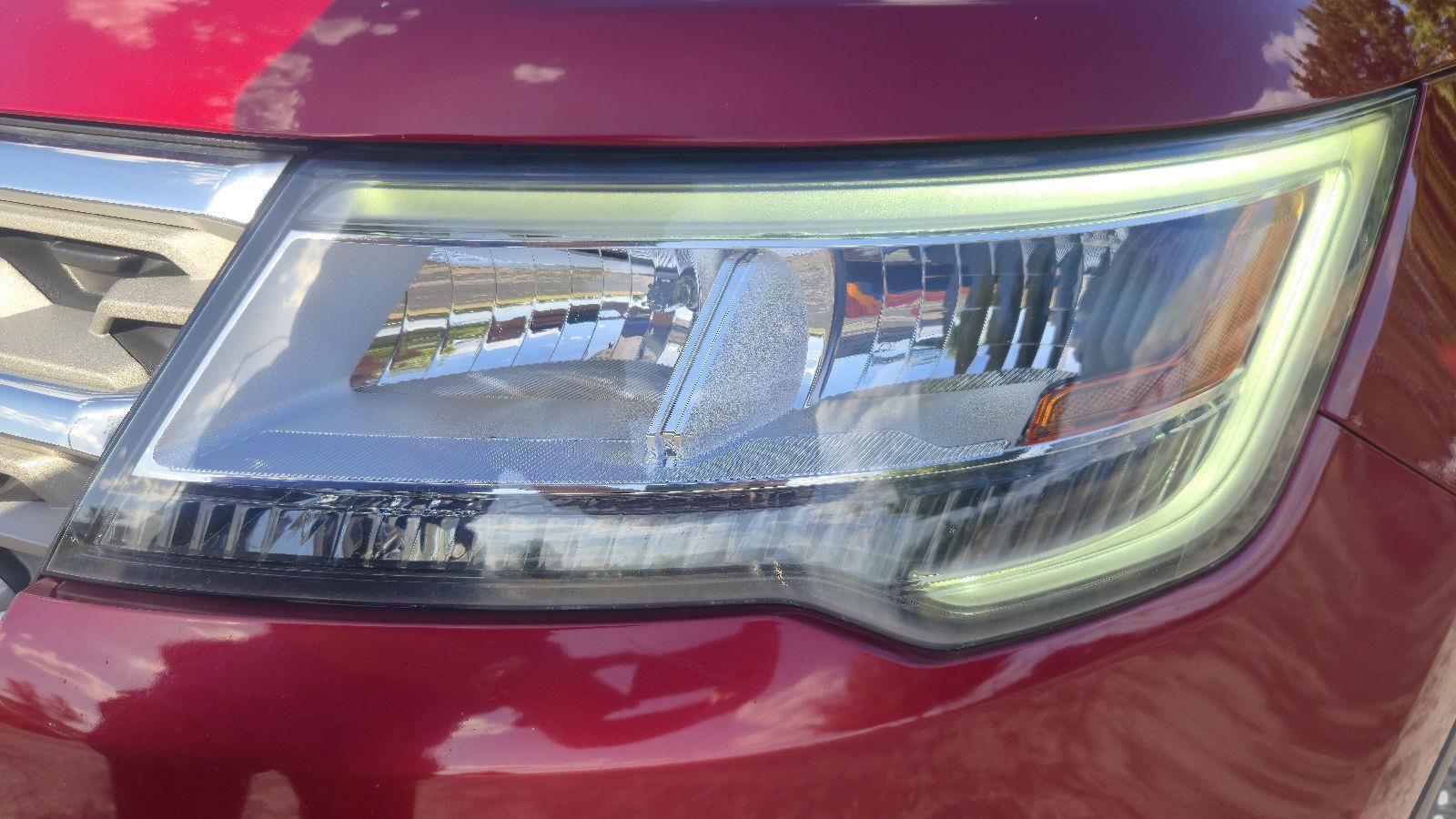 Used 2018 Ford Explorer XLT w/ Equipment Group 202A FWD image 10