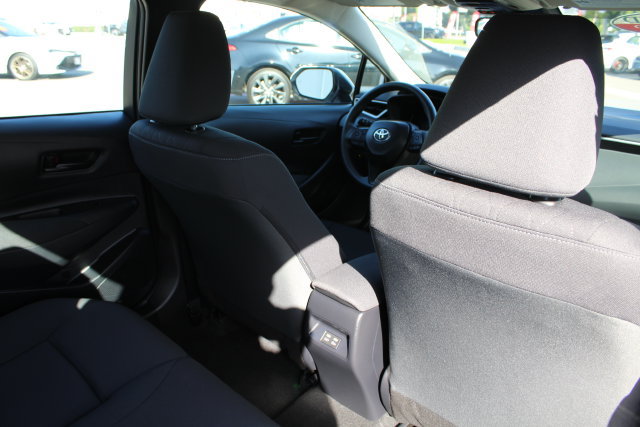 Certified 2026 Toyota Corolla LE w/ LE Premium Package FWD image 27