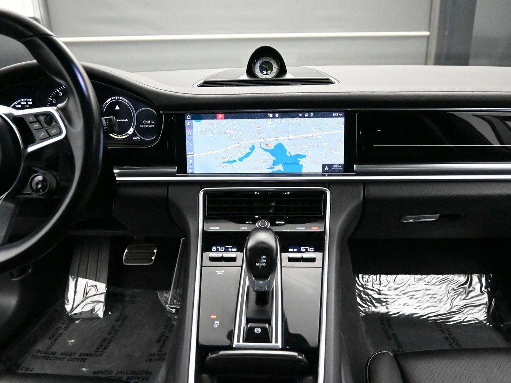 Used 2020 Porsche Panamera 4 image 24
