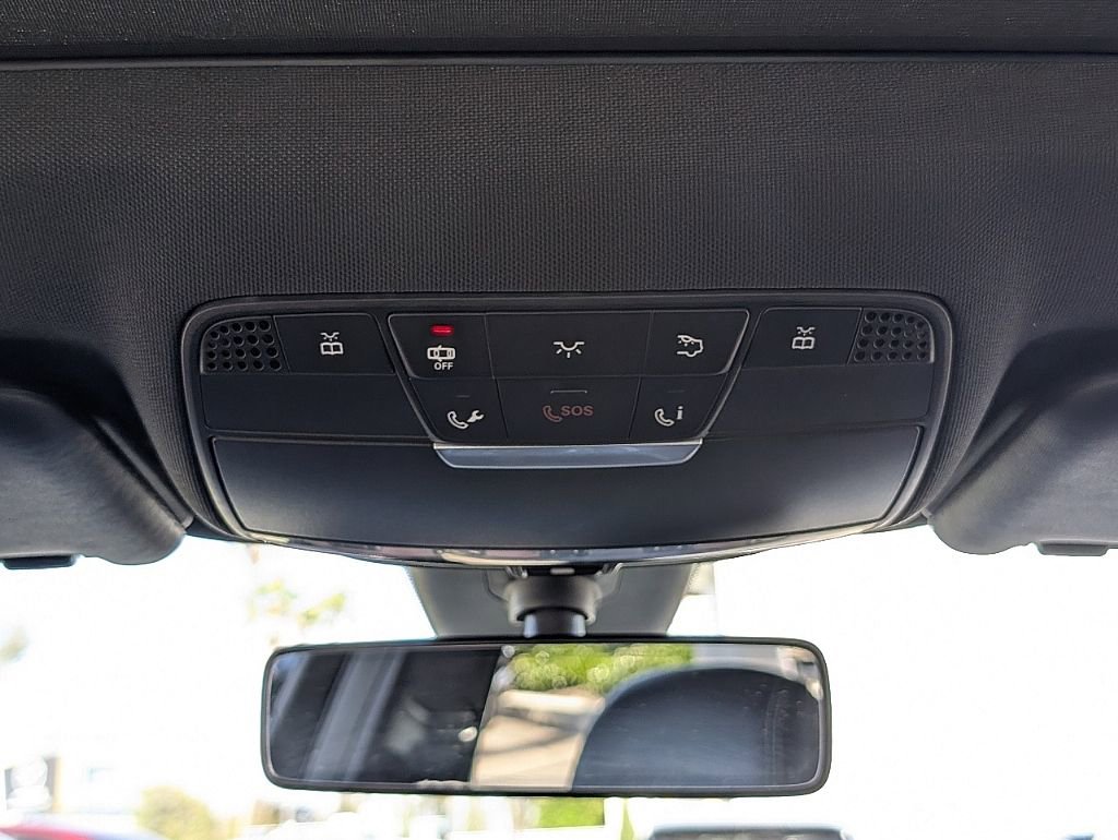 Used 2018 Mercedes-Benz E 400 4MATIC Wagon image 24