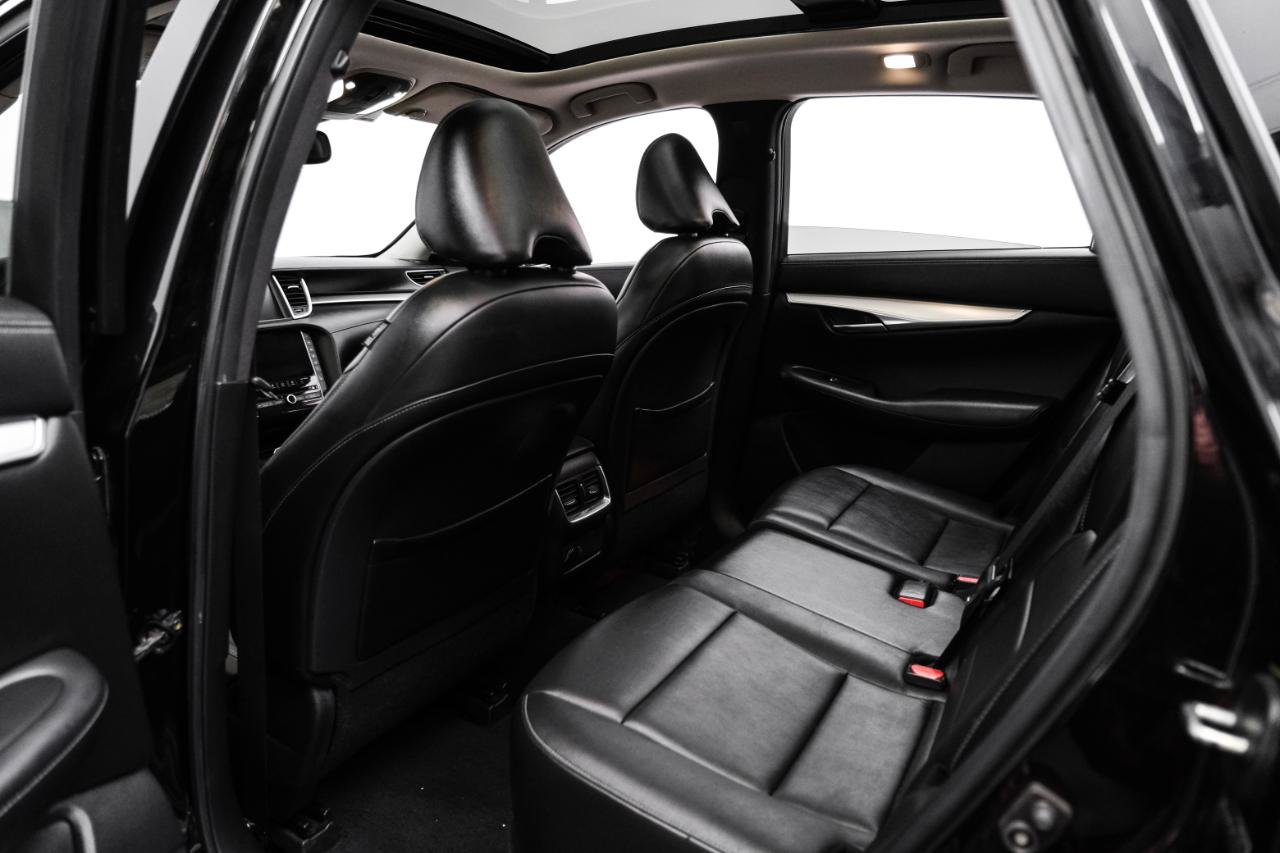 Used 2019 INFINITI QX50 Luxe w/ Navigation Package FWD image 32