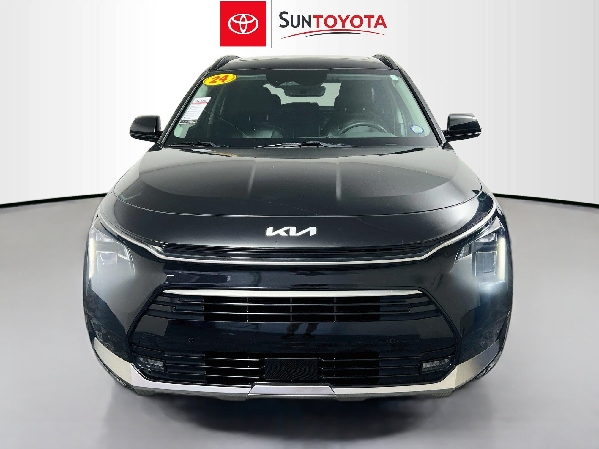Used 2024 Kia Niro SX Touring FWD image 10