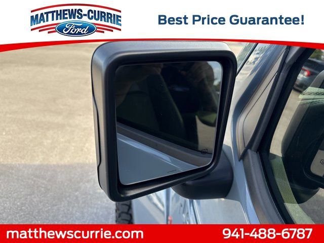 Used 2026 Jeep Gladiator Mojave AWD/4WD image 8