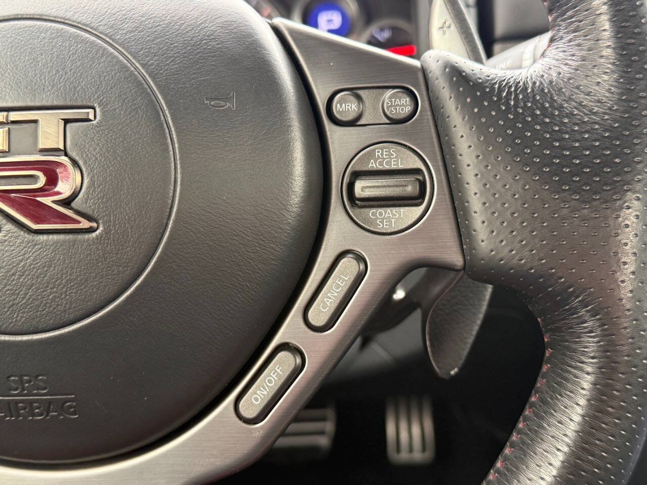 Used 2015 Nissan GT-R Black Edition AWD/4WD image 25