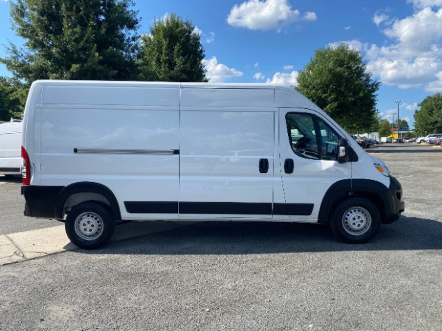 Used 2025 RAM ProMaster 2500 w/ Convenience Group FWD image 6