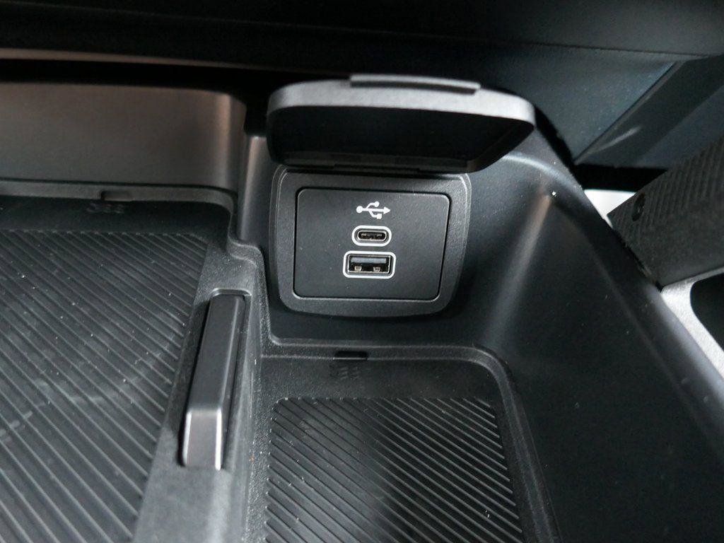 New 2026 Ford Bronco Badlands image 21