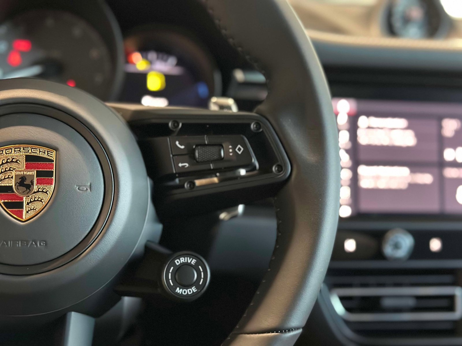 New 2026 Porsche Macan S image 28