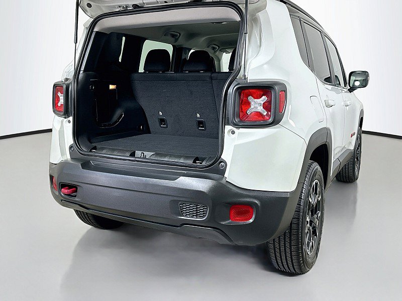 Used 2023 Jeep Renegade Trailhawk AWD/4WD image 26
