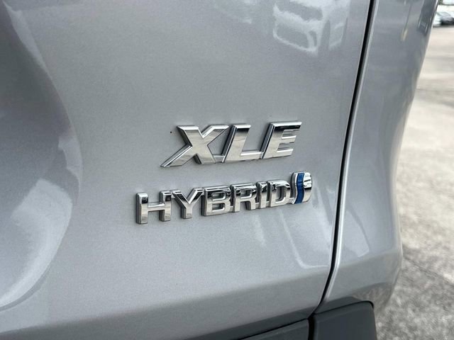Used 2022 Toyota RAV4 XLE w/ Convenience Package AWD/4WD image 14