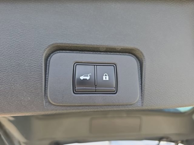 Used 2022 Nissan Rogue Platinum image 16