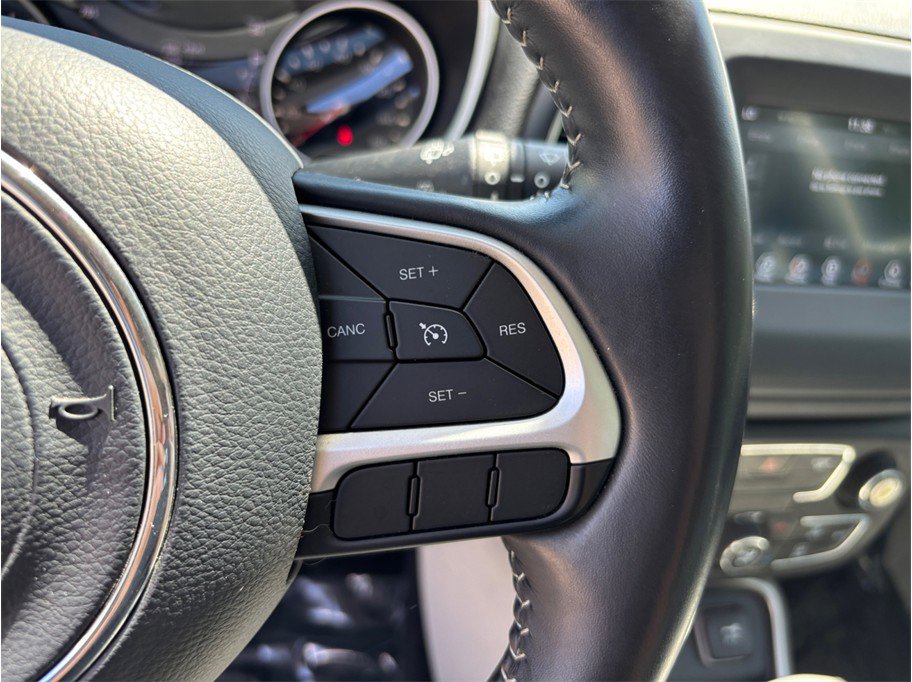 Used 2018 Jeep Compass Latitude w/ Popular Equipment Group image 21