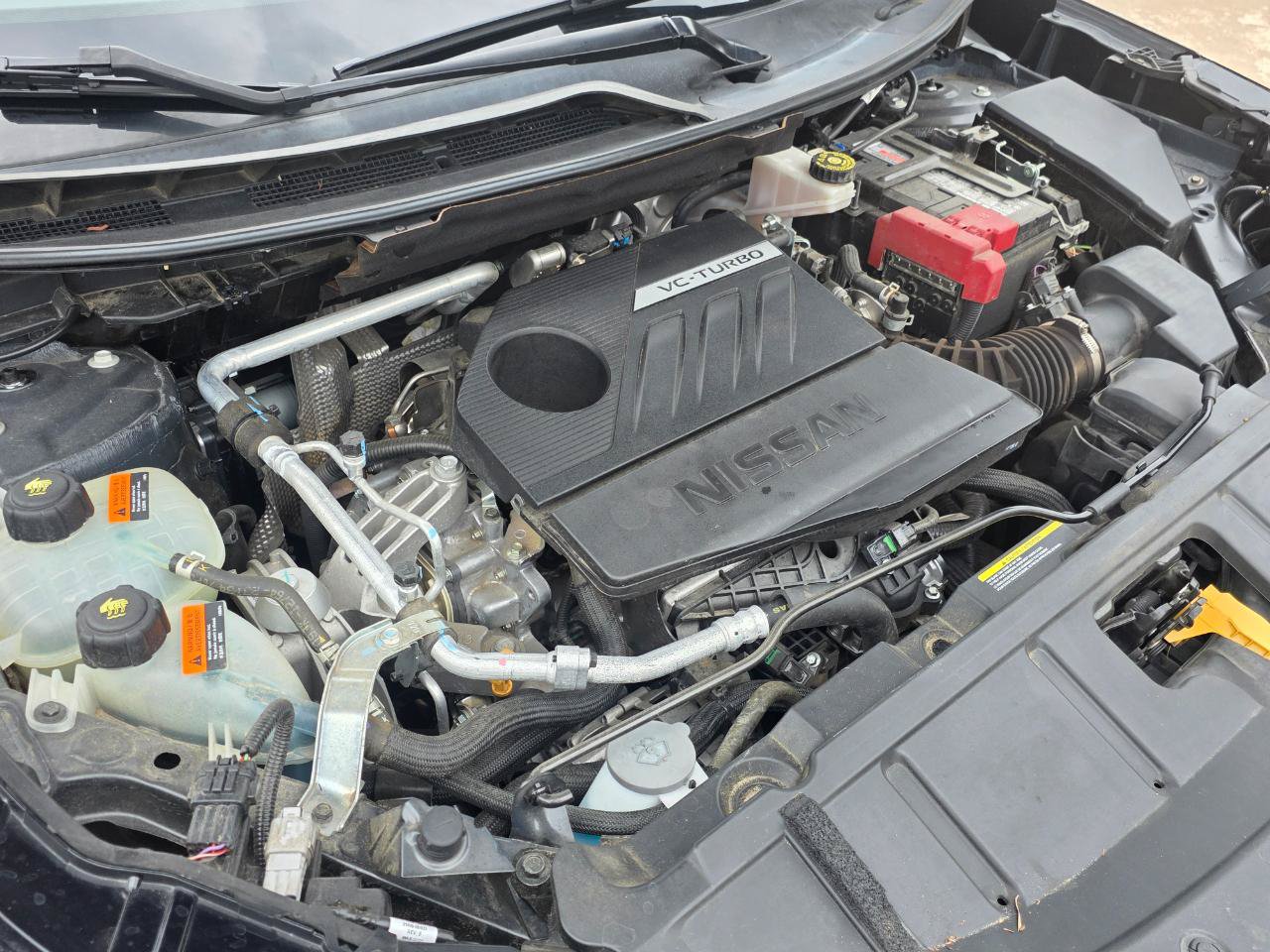 Used 2023 Nissan Rogue S FWD image 23