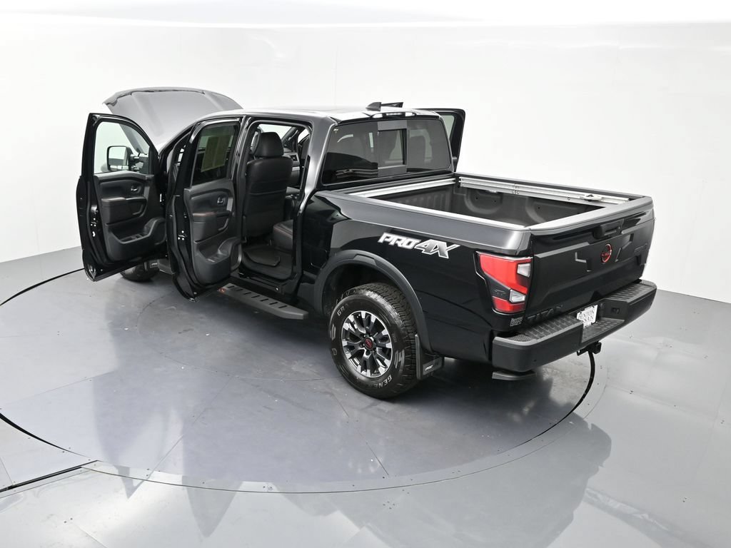 Used 2024 Nissan Titan PRO-4X w/ Pro-4x Convenience Package AWD/4WD image 24