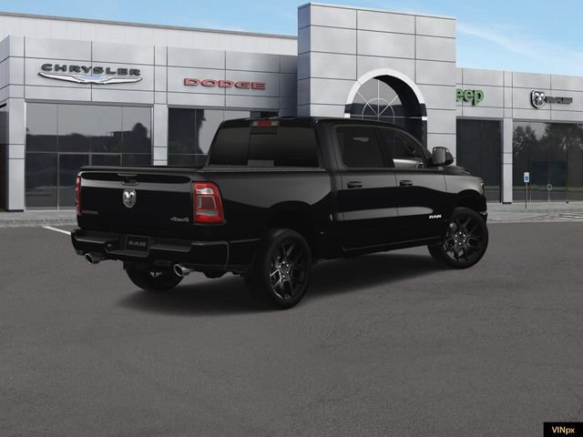 Used 2024 RAM 1500 Laramie AWD/4WD image 7