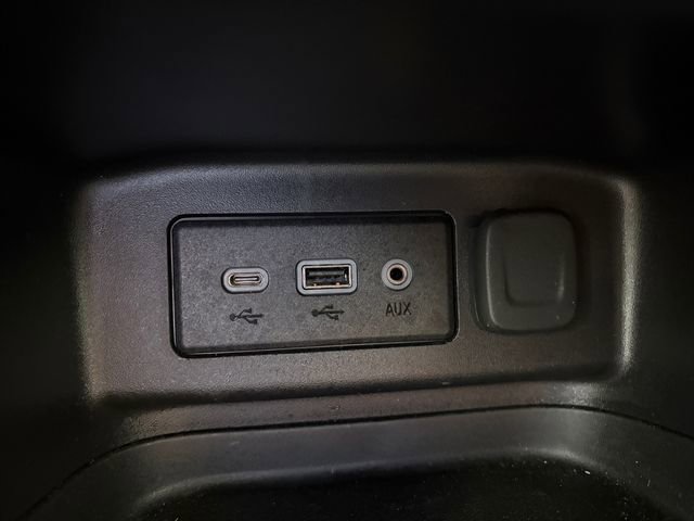 Used 2024 Chevrolet Equinox LT w/ LPO, Floor Liner Package image 24