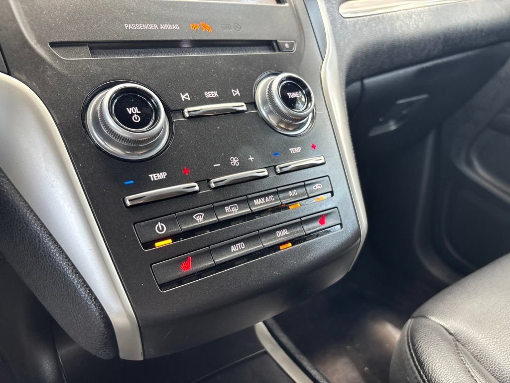 Used 2017 Lincoln MKC Premiere FWD image 29
