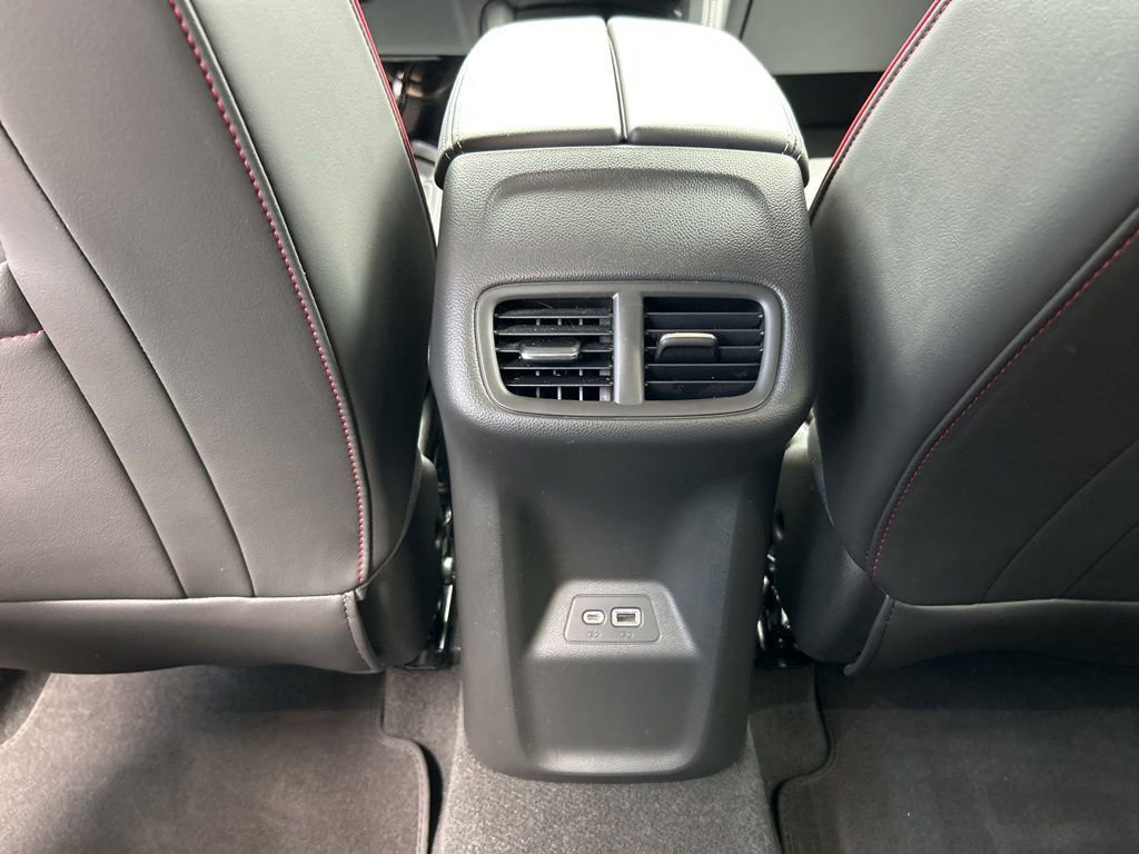 Used 2023 Buick Envision Essence w/ Sport Touring Package image 13