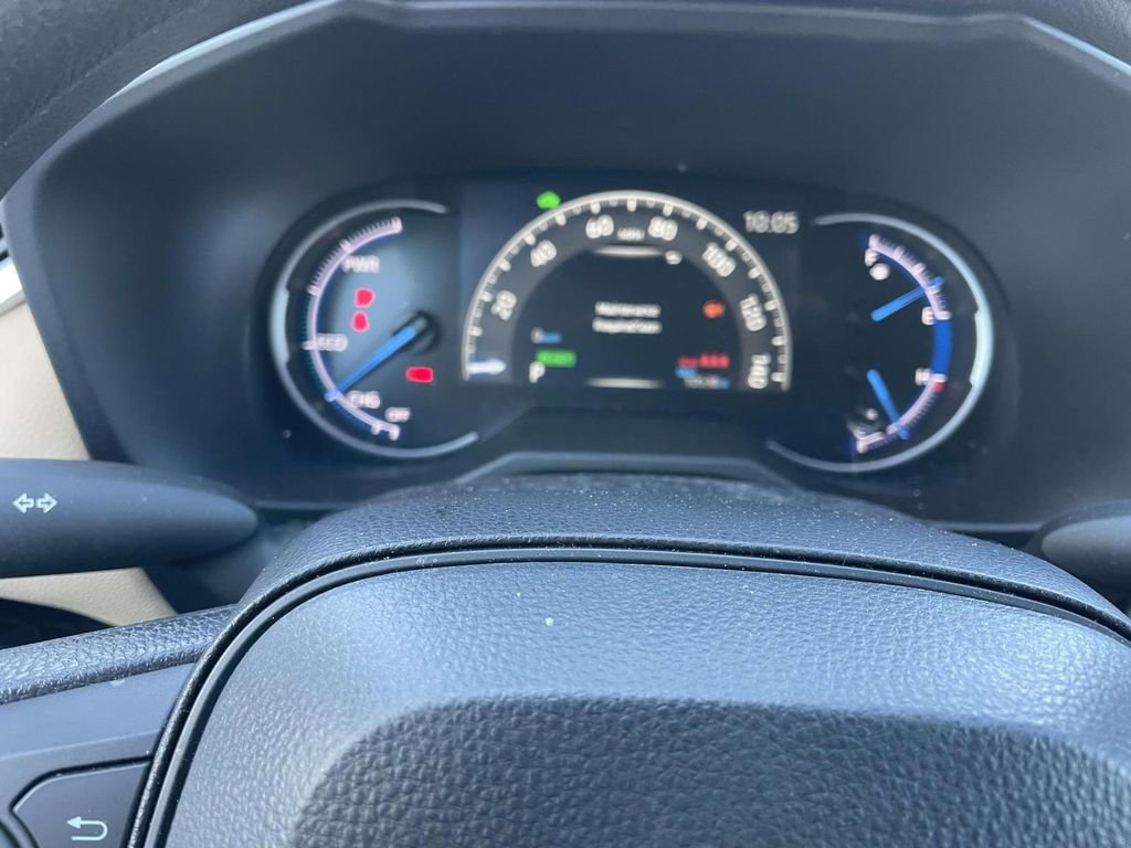 Used 2025 Toyota RAV4 LE image 35