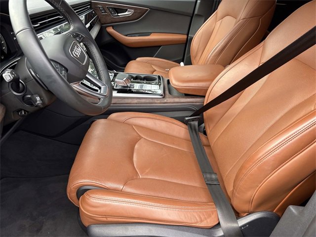 Used 2025 Audi Q8 Prestige image 27