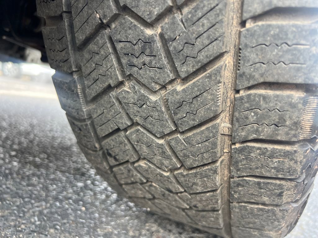 Used 2017 Kia Sorento LX image 10