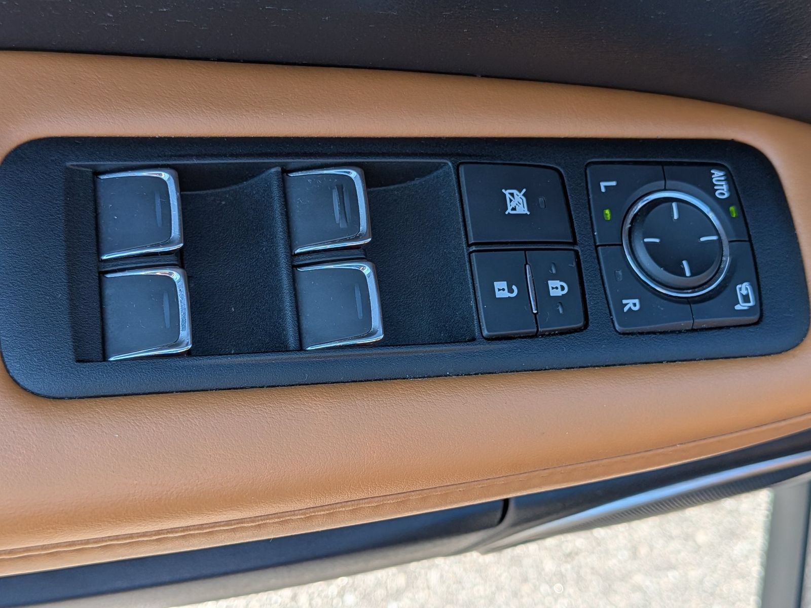 Used 2022 Lexus RX 350 FWD w/ Premium Package image 14