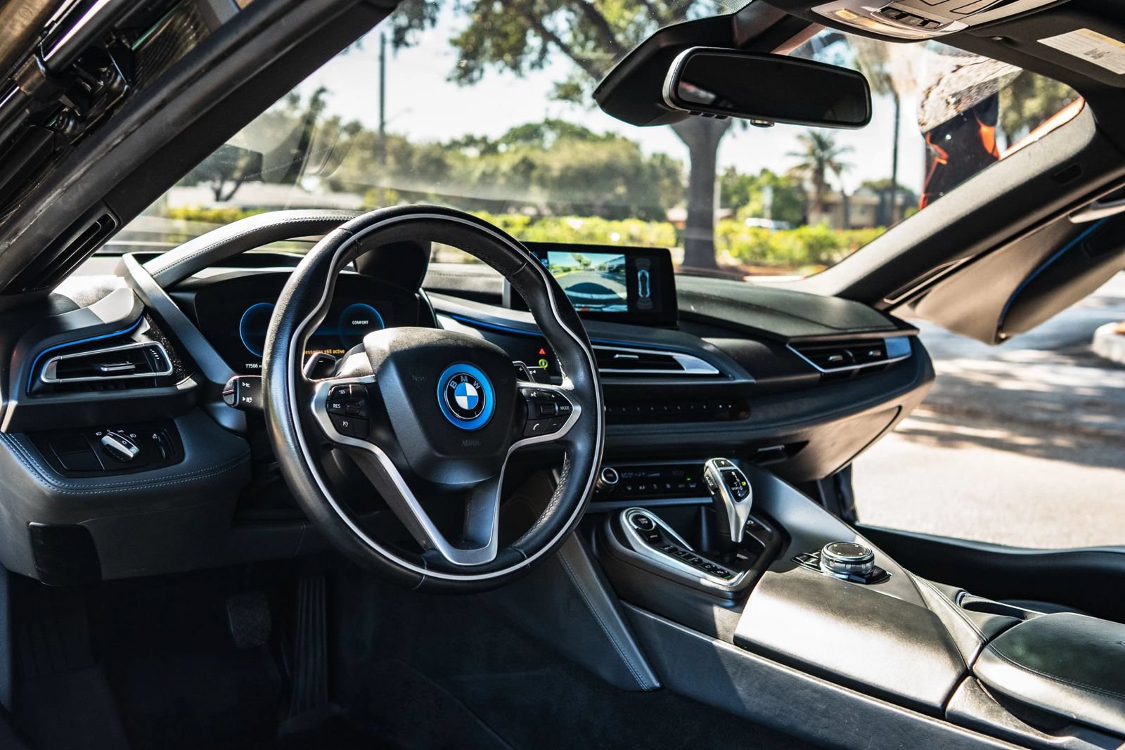Used 2015 BMW i8 AWD/4WD image 21