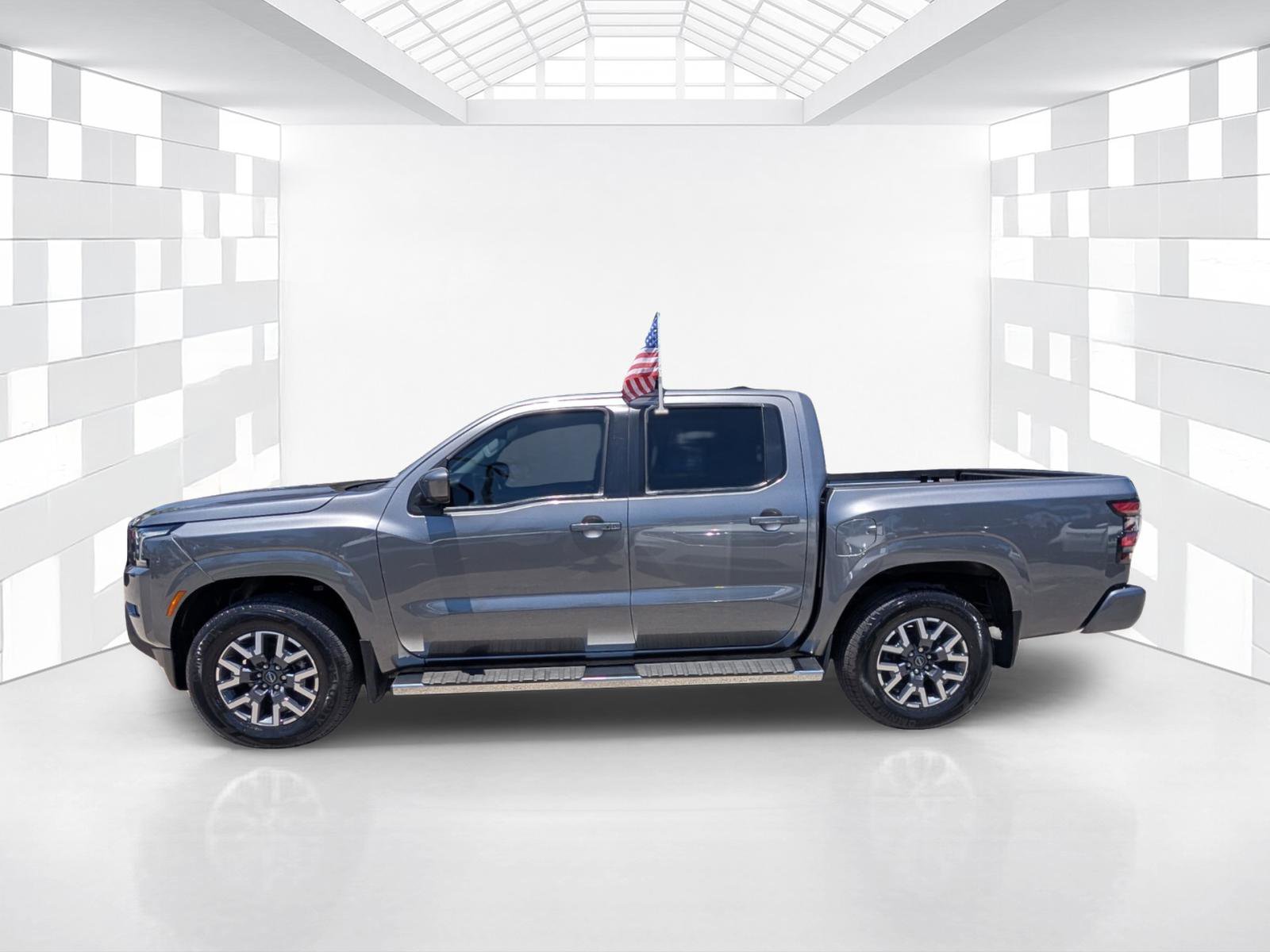 Certified 2023 Nissan Frontier SV w/ SV Convenience Package AWD/4WD image 4