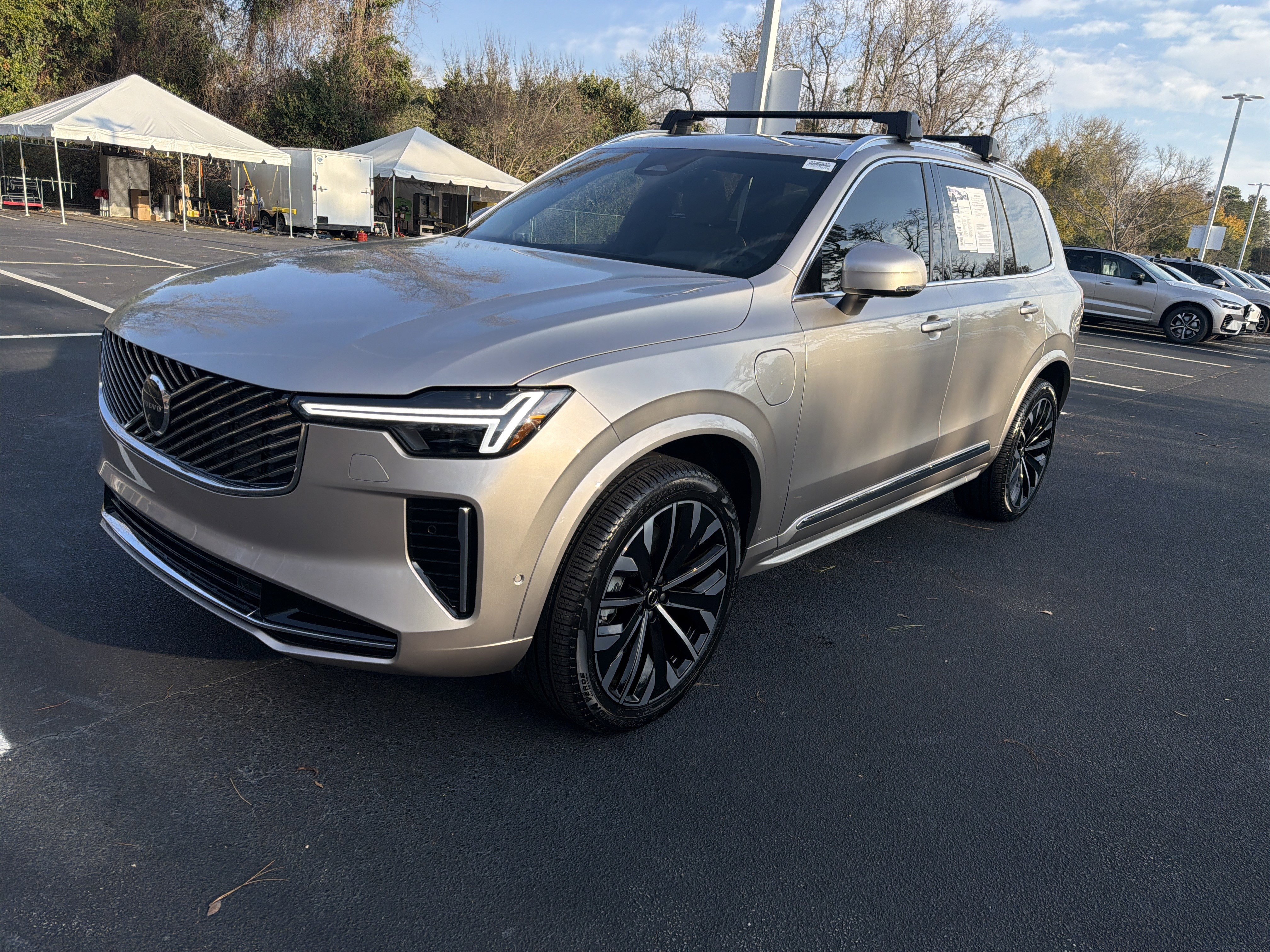 Used 2026 Volvo XC90 T8 Plus w/ Protection Package Premier image 40