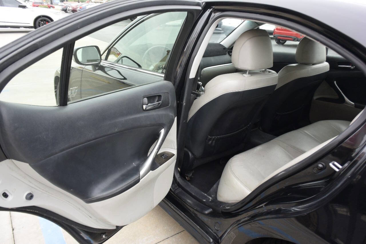 Used 2011 Lexus IS 250 image 21